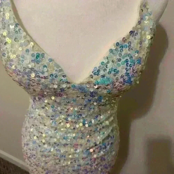 Primavera Formal Prom Dress White with Pastel Sequins Size 4 - Picture 2 of 10